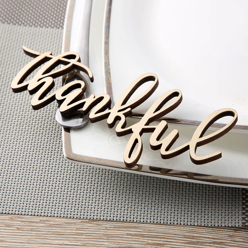 Thankful Place Cards,Thanksgiving Name Plates,Thanful Wooden Word, Holiday Decor,Thanksgiving Place settings, Wood Thankful Sign