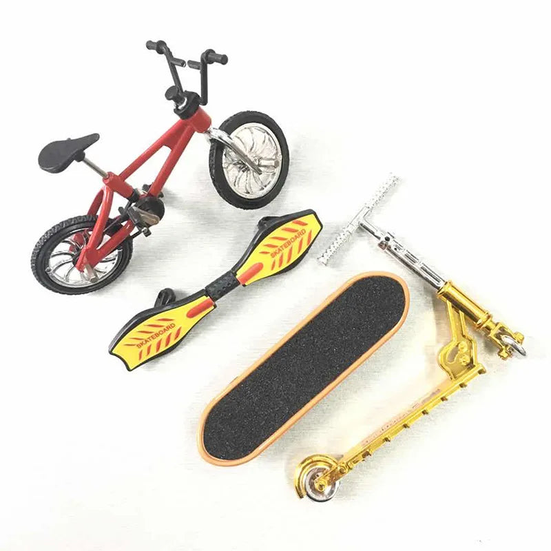 Finger Scooter Mini Finger Skateboarding PlasticFingerboard Toys Skate Boarding Classic Chic Game Boys Desk Toys For Kids Gifts