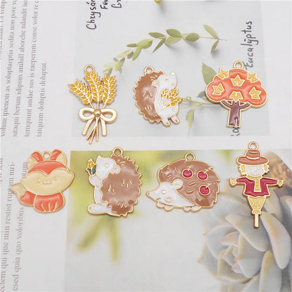 7PCS Enamel Autumn Harvest Charms Mixed Alloy Maple Tree Wheat Hedgehog Fox Scarecrow Thanksgiving Day Pendant Jewelry Accessory